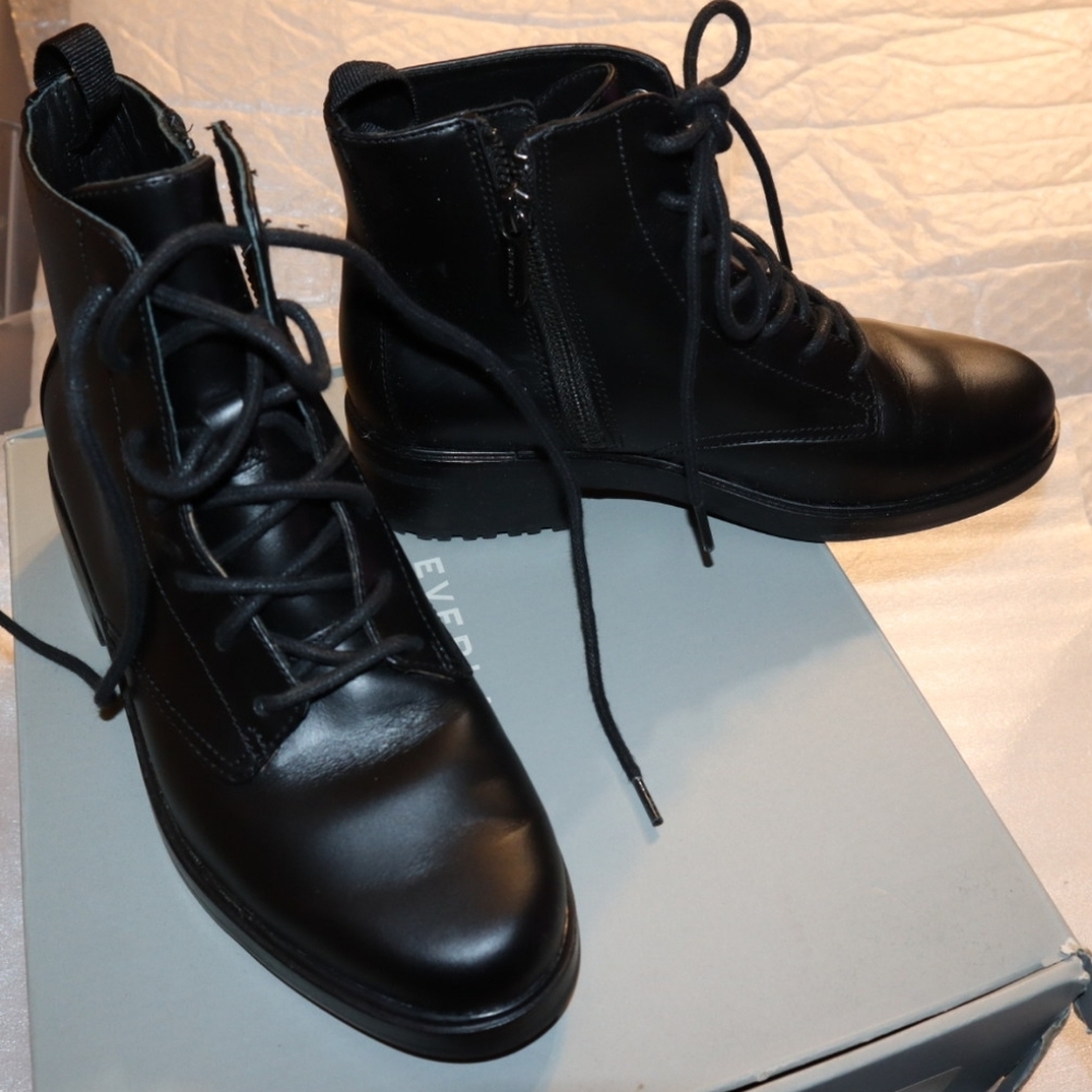 Everlane The Modern Utility Lace-Up Boot Black Women Size 5 NEW in box !! - Picture 8 of 11